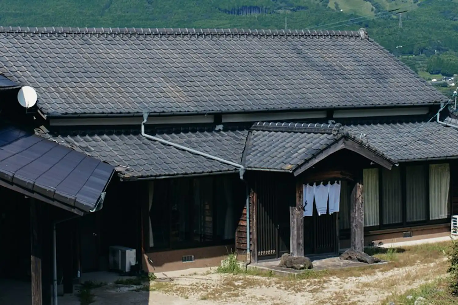 ภายนอก