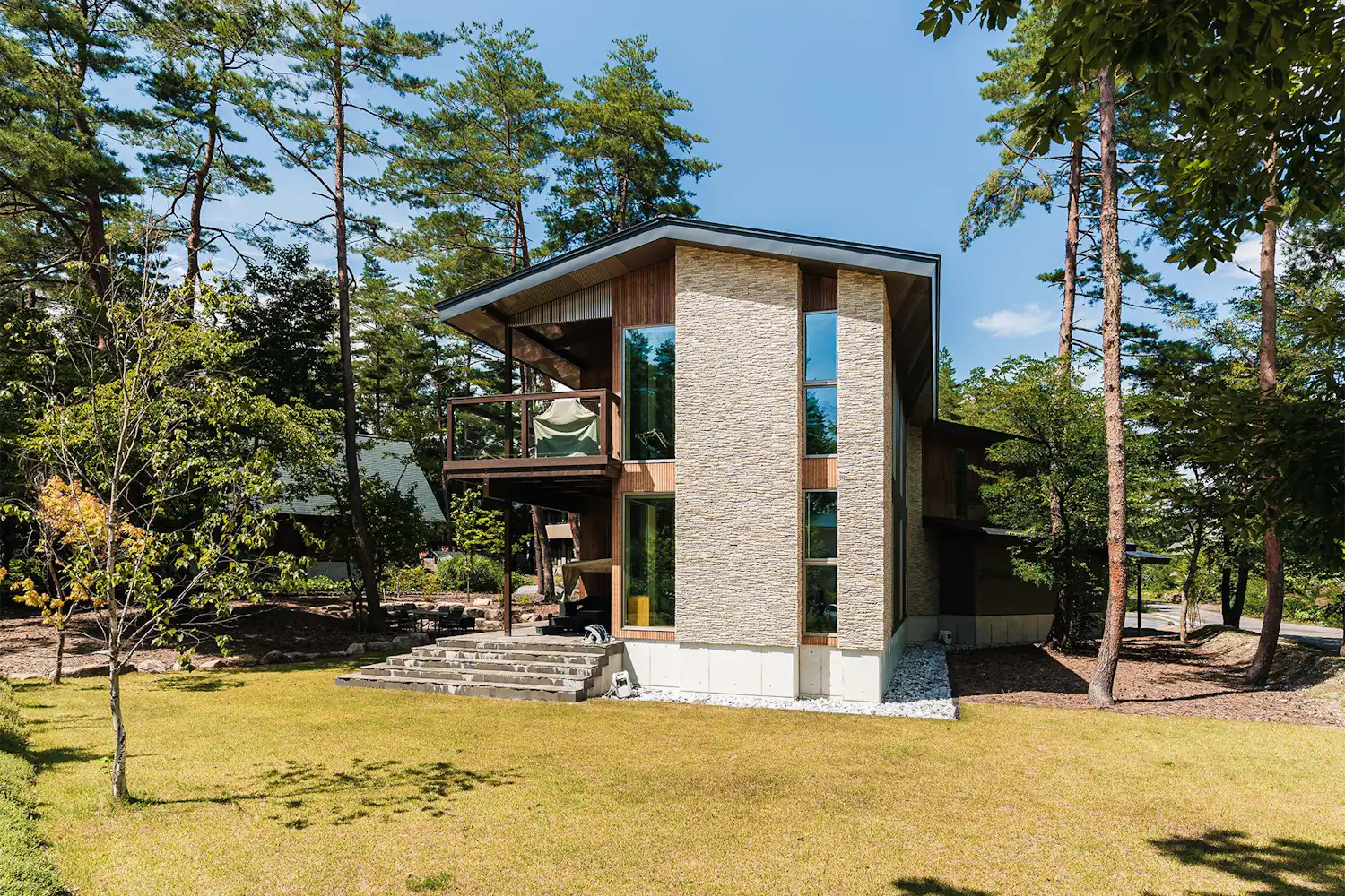 ภายนอกอาคาร