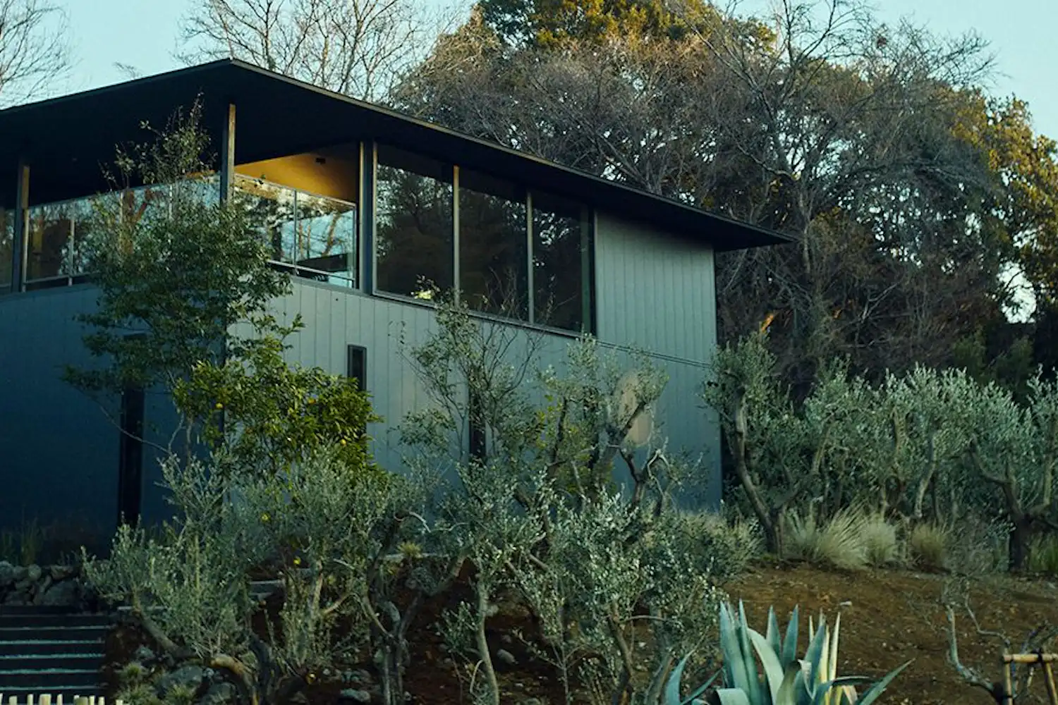 ภายนอกอาคาร