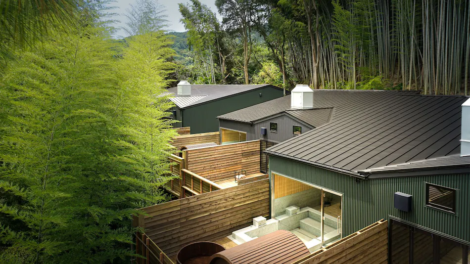 THE BASE GLAMPING ATAMI PREMIER