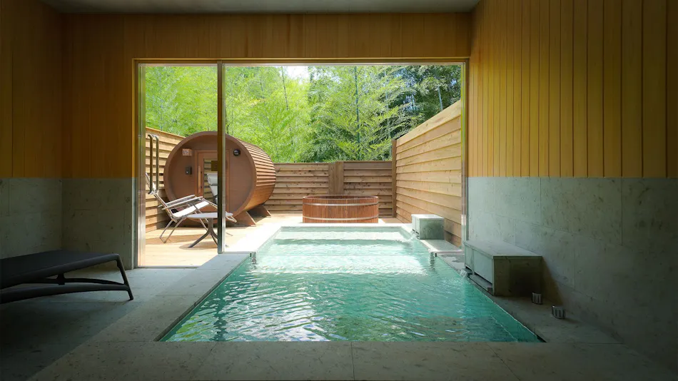 THE BASE GLAMPING ATAMI PREMIER