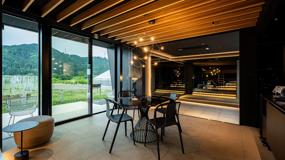 Garage Resort Neutral Katsuyama