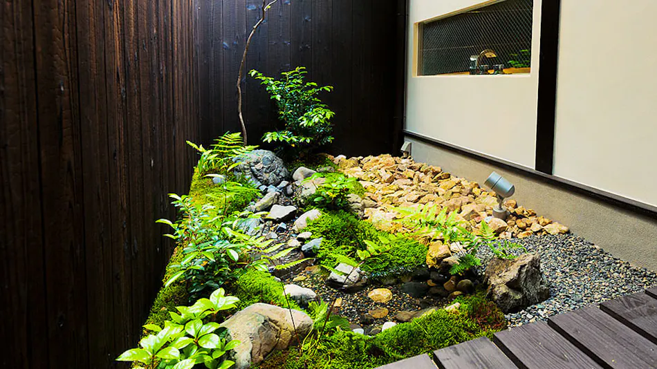 Chikuma Tsuyukusa-an
