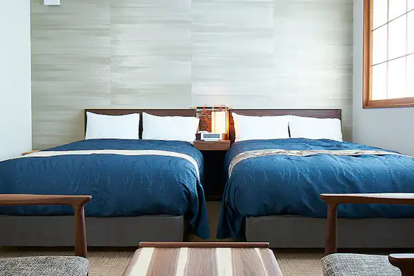 ซูพีเรีย ทวิน