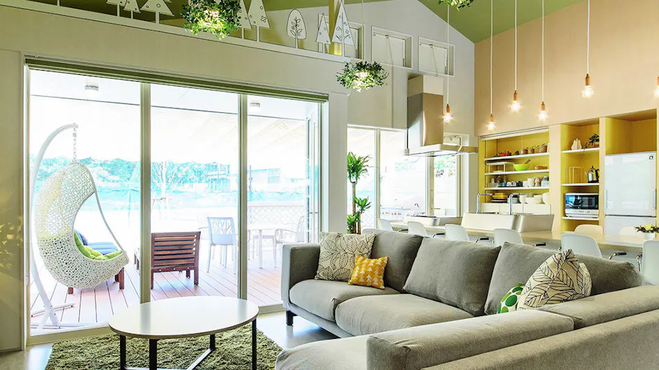 Holiday House Green Garden