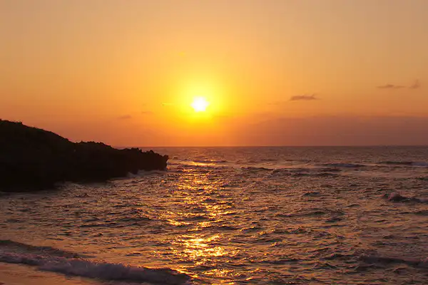 พระอาทิตย์ตก