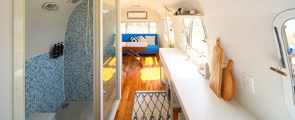 HOLLY CAMP AIRSTREAM VILLA AMAMI