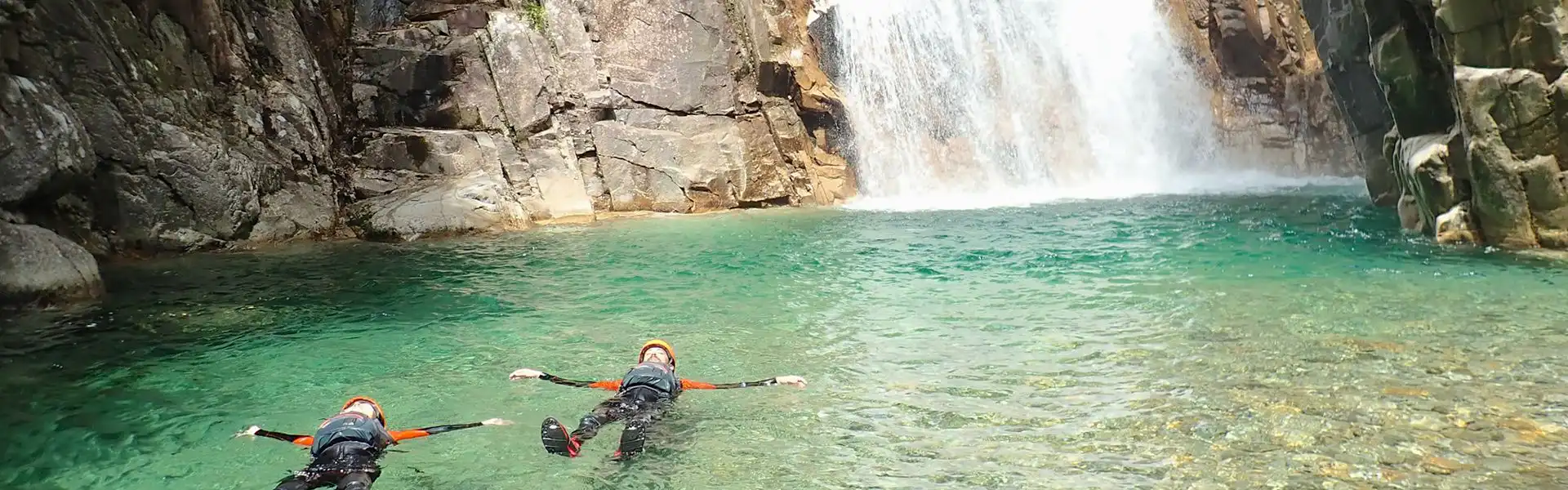 アウトドア体験ツアー