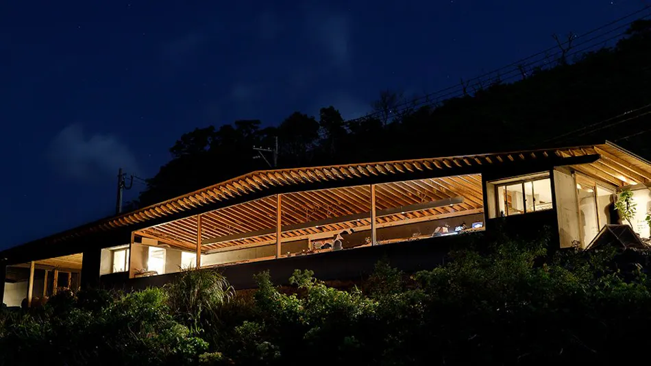 Villa Resort Hotel Denpaku The Beachfront MIJORA