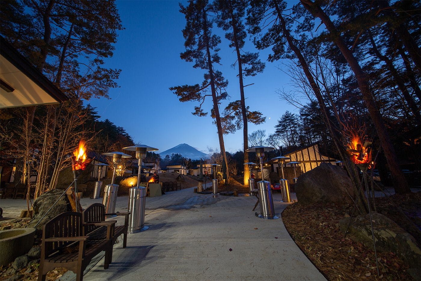 ภายนอกอาคาร