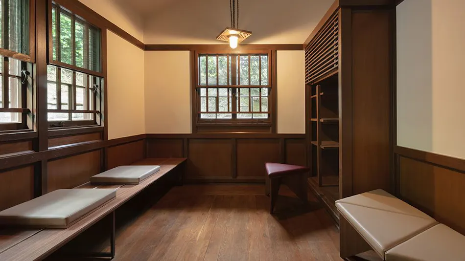 National Registered Tangible Cultural Property Hayama Kachi Residence