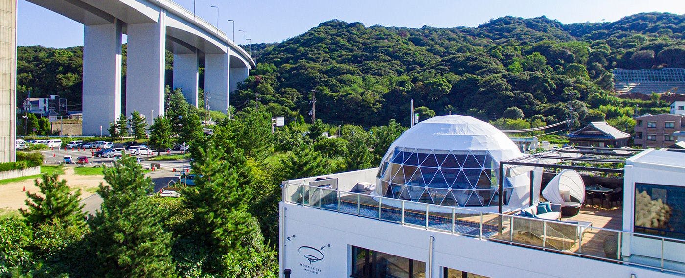 Awaji Island Glamping Beach Villa Sazanami
