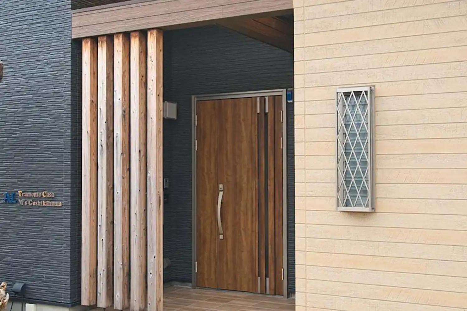 ภายนอกอาคาร