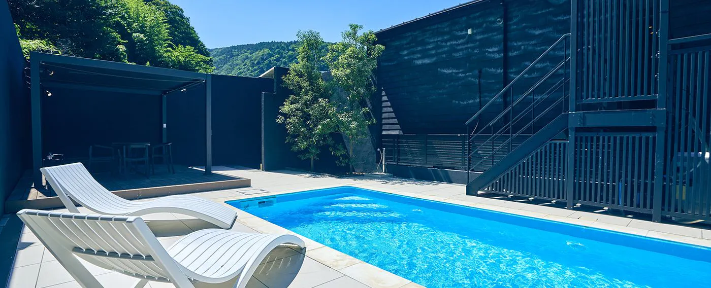 プライベートプール