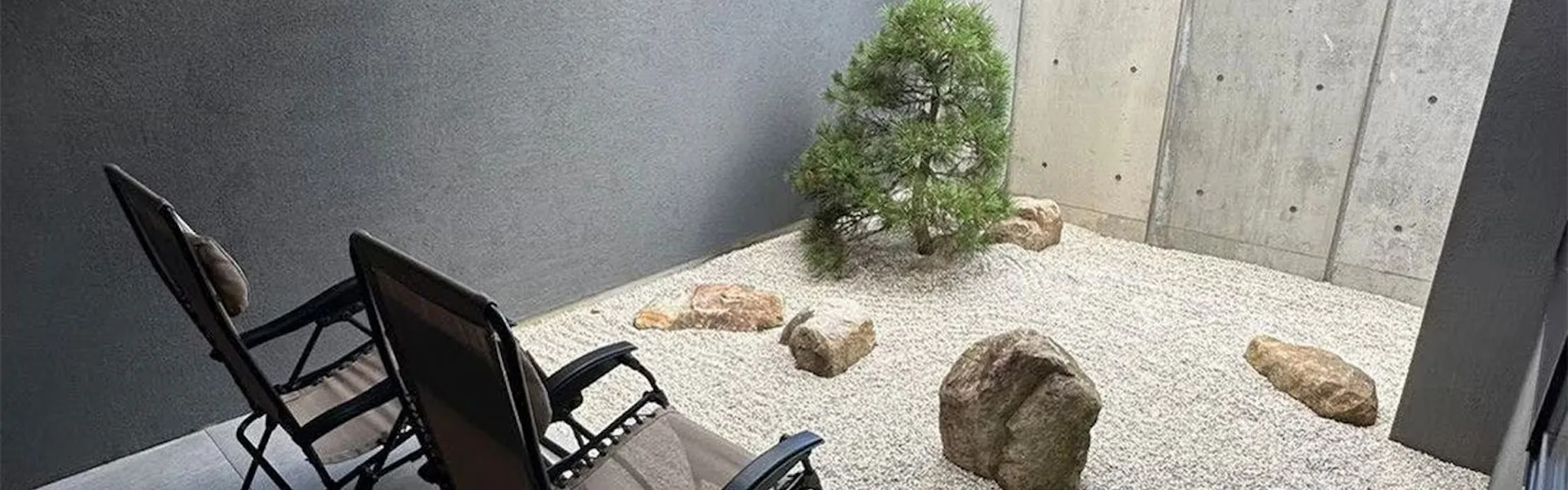GIFTHOUSE 館山 那古海岸