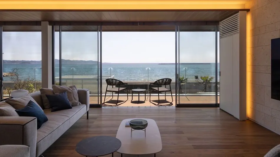 GIFTHOUSE Tateyama Nago Coast