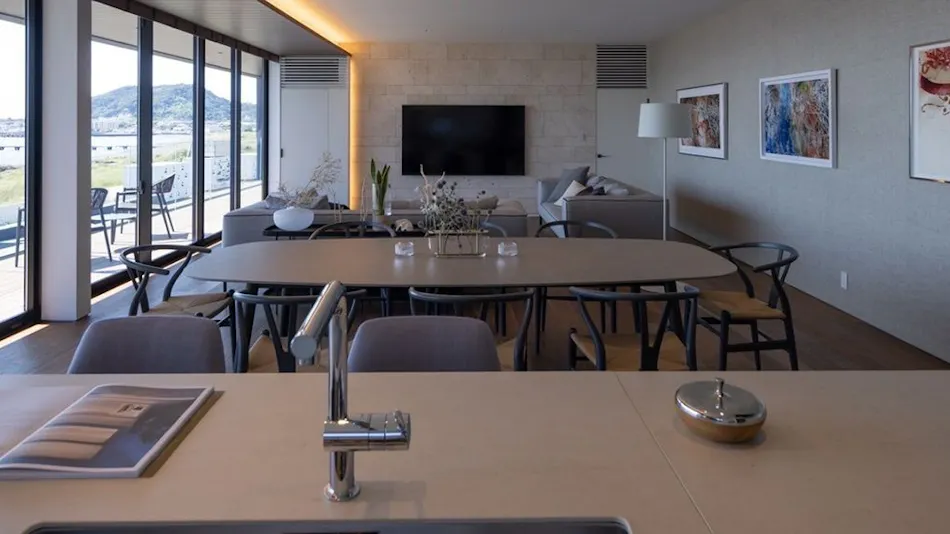 GIFTHOUSE Tateyama Nago Coast