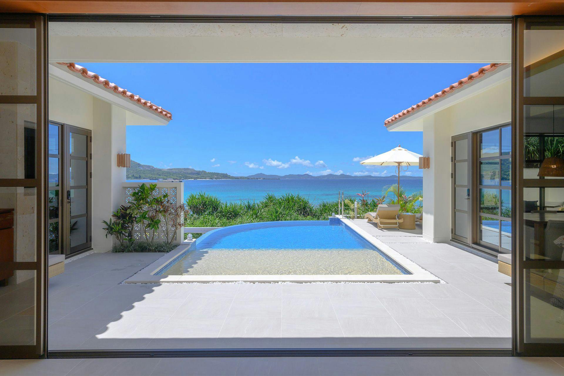 สระว่ายน้ำ