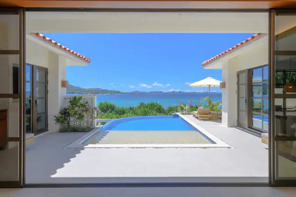 สระว่ายน้ำ