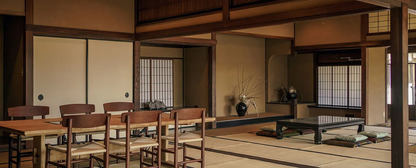 <Main Building> Ruang Tamu