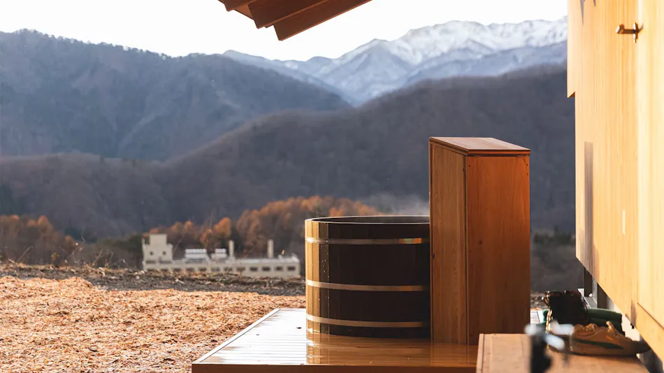 Earthboat Minakami Fujiwara