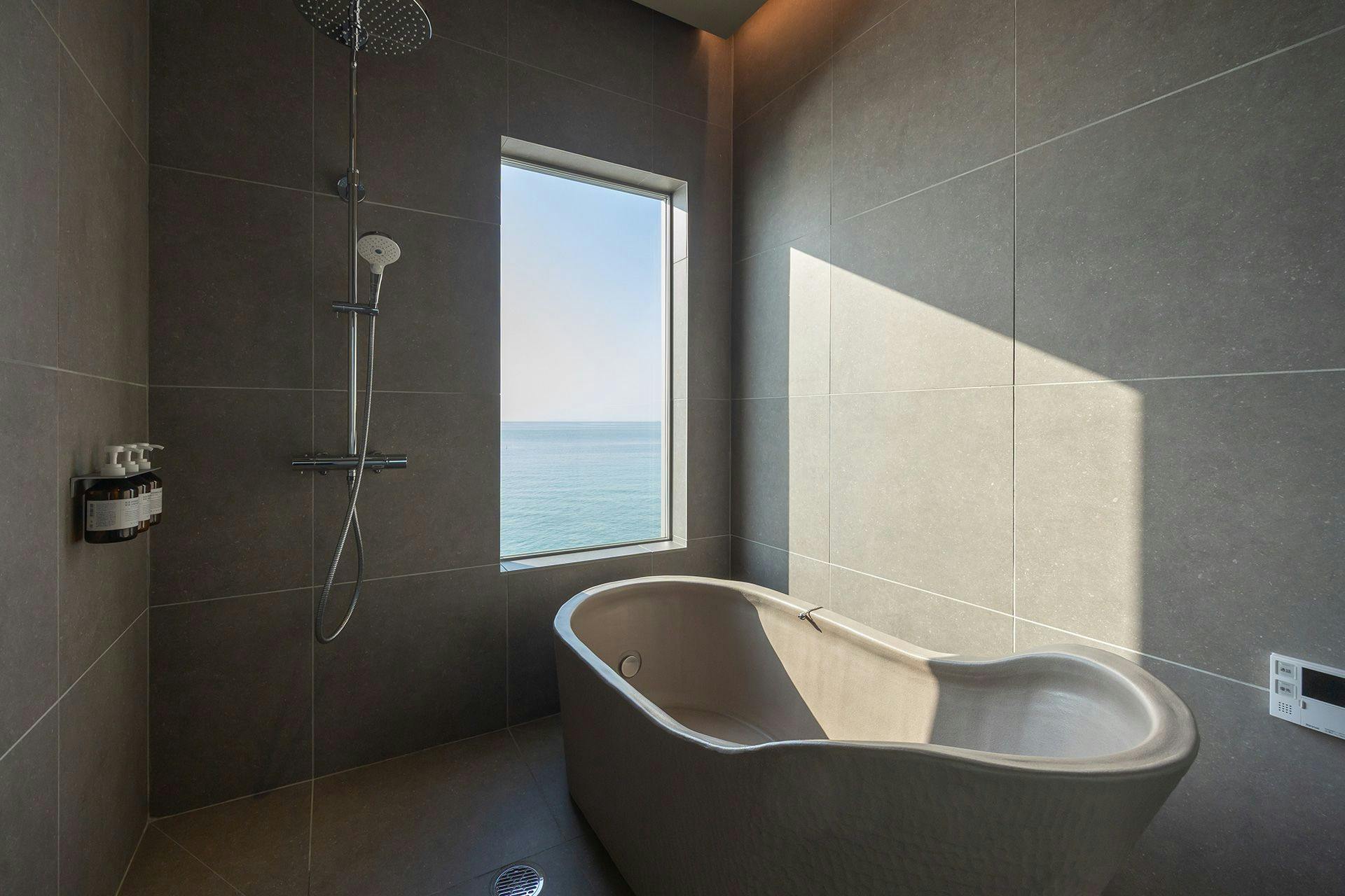 S.EAVESバスルーム