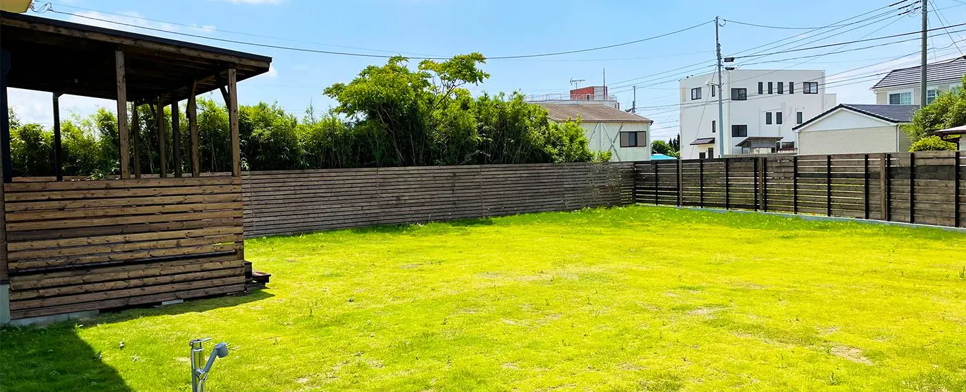 130坪の天然芝専用ドッグラン