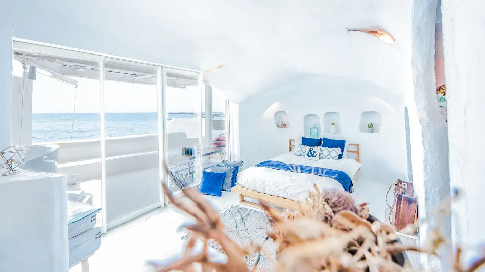 THE HOUSE on the Beach