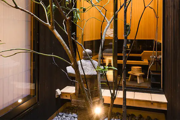 ลานกลาง