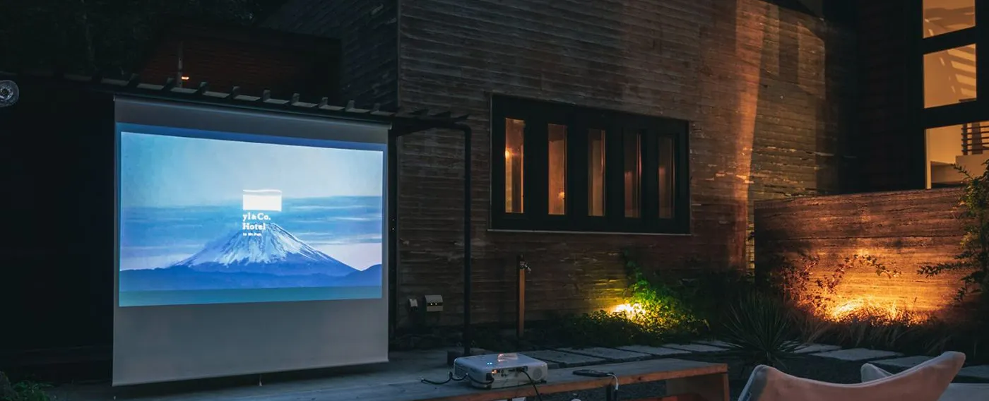 自然の中で映画鑑賞