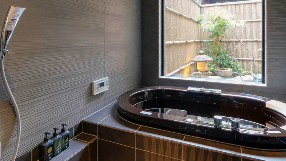 Musashi Aino Tsuji - Aino Tsuji <Whole Townhouse Rental>