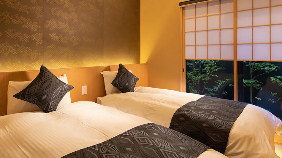 Kanade Kyotoekiminami