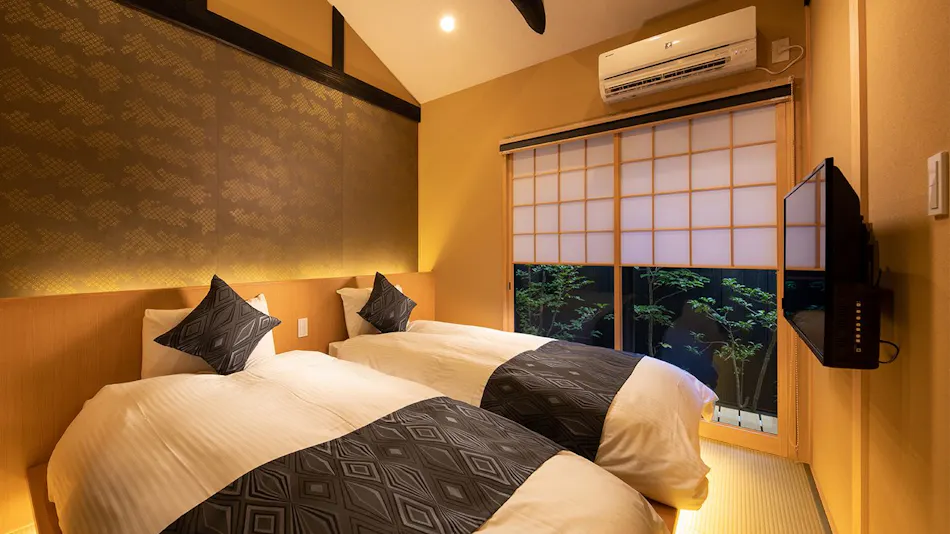 Kanade Kyotoekiminami