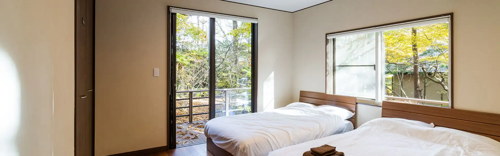 ベッドルームお