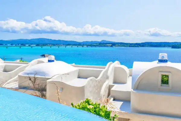 สระว่ายน้ำ