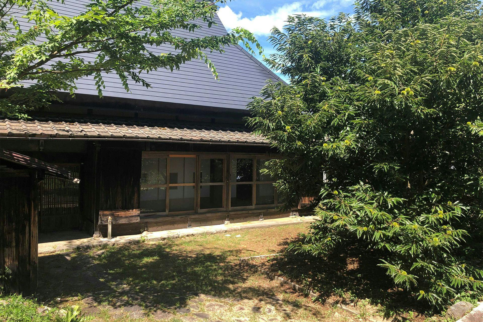 森の古民家　かろり