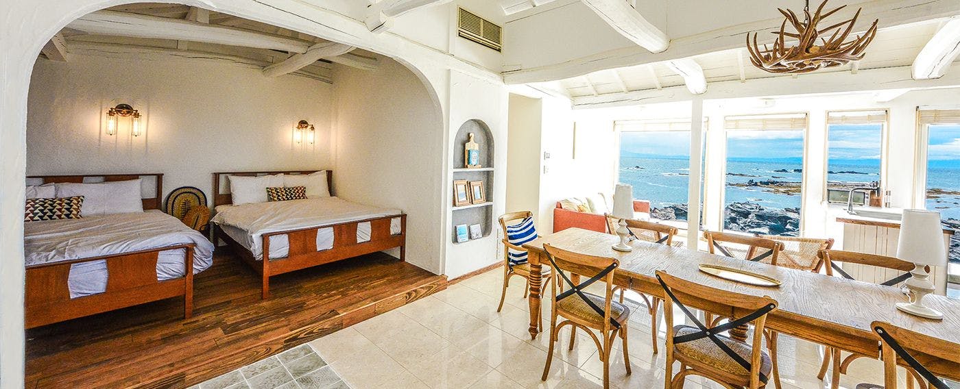 THE HOUSE Moroiso Secret Beach