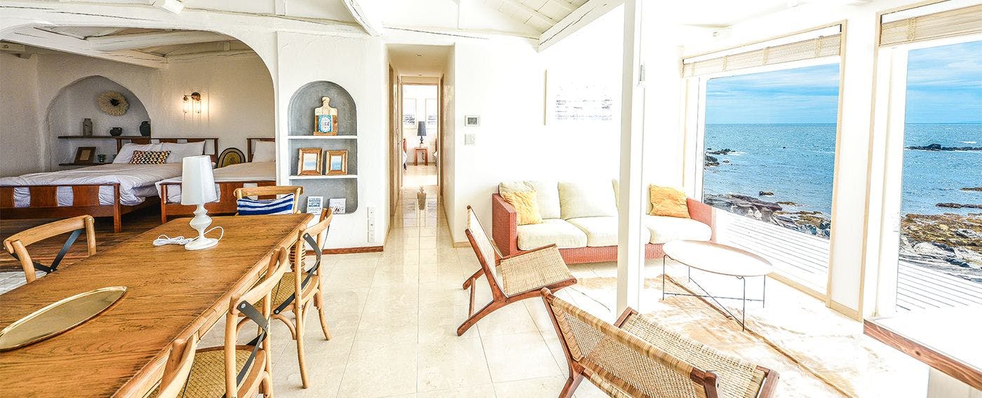 THE HOUSE Moroiso Secret Beach