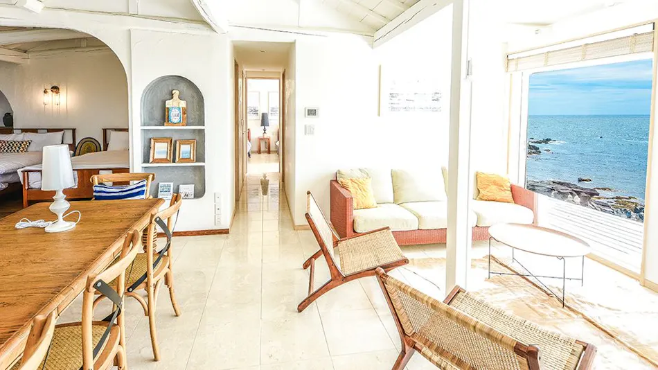 THE HOUSE Moroiso Secret Beach