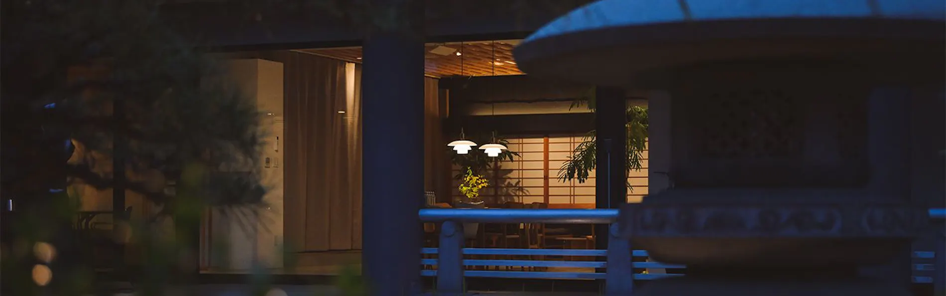 穴吹邸