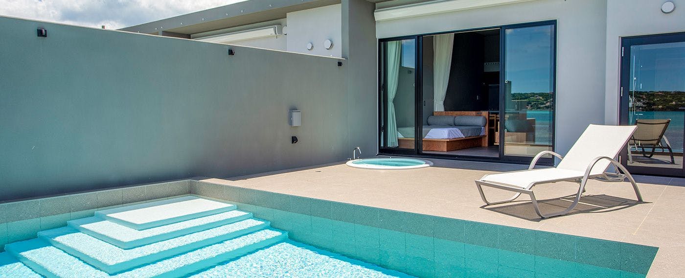 Feliz Villa Suite Kourijima View