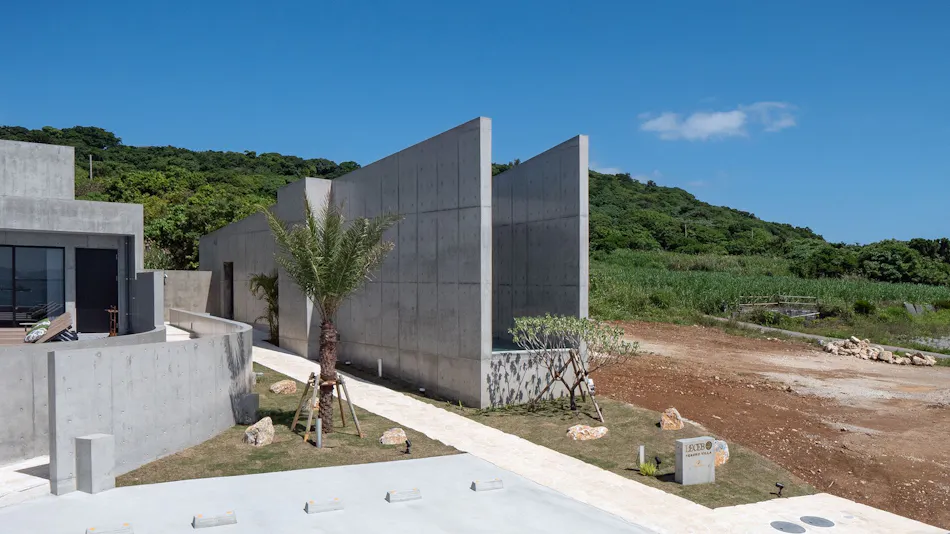 LECEB SESOKO VILLA Seaside Suite