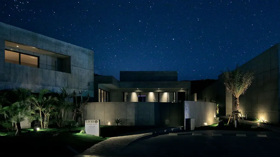 LECEB SESOKO VILLA Seaside Suite