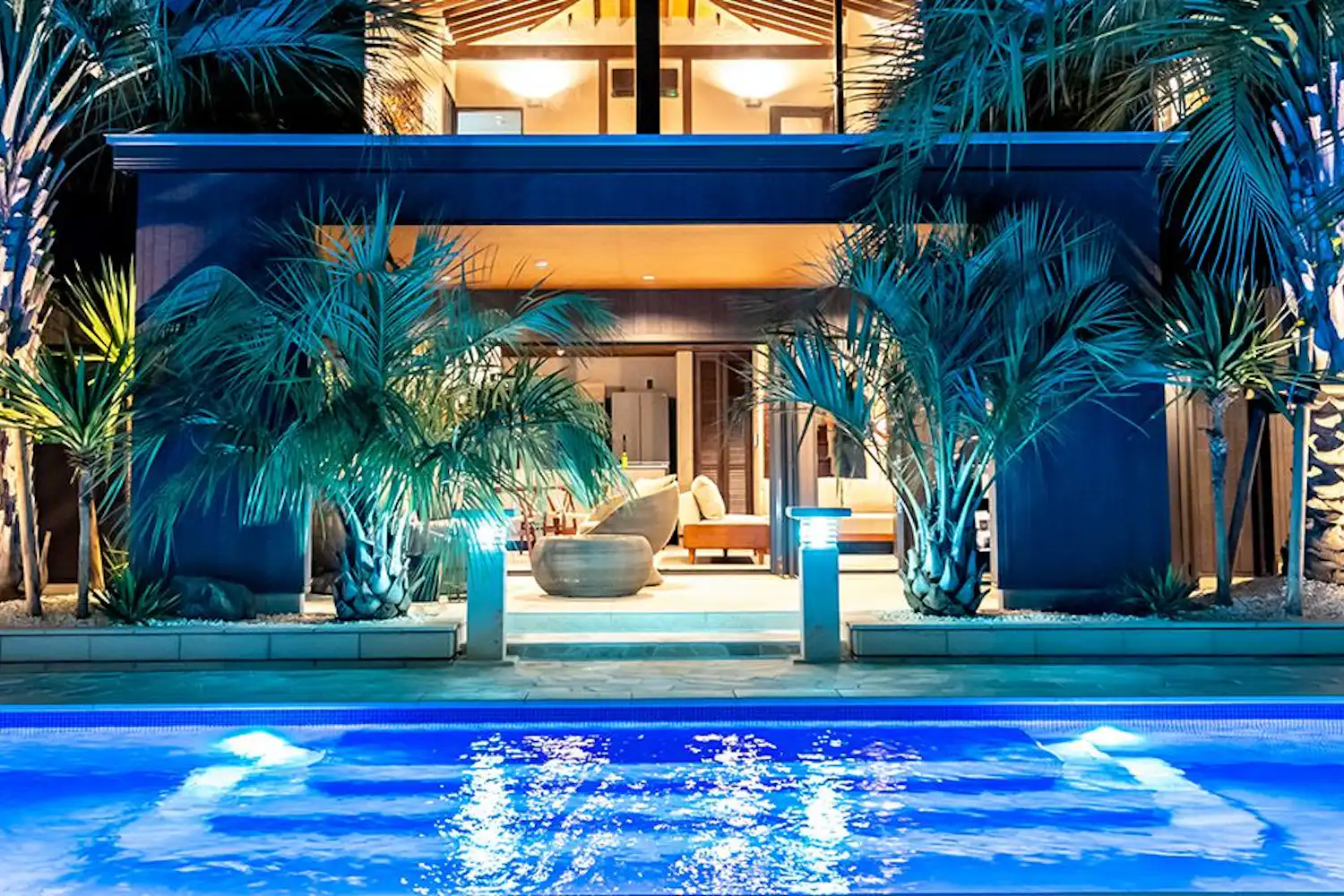 สระว่ายน้ำ