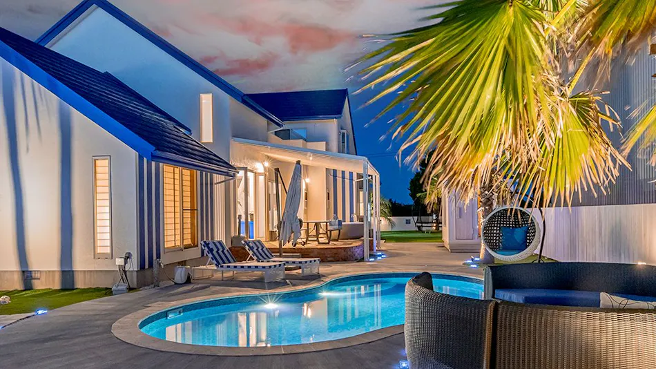 THE BLUE POINT Seaside Villa