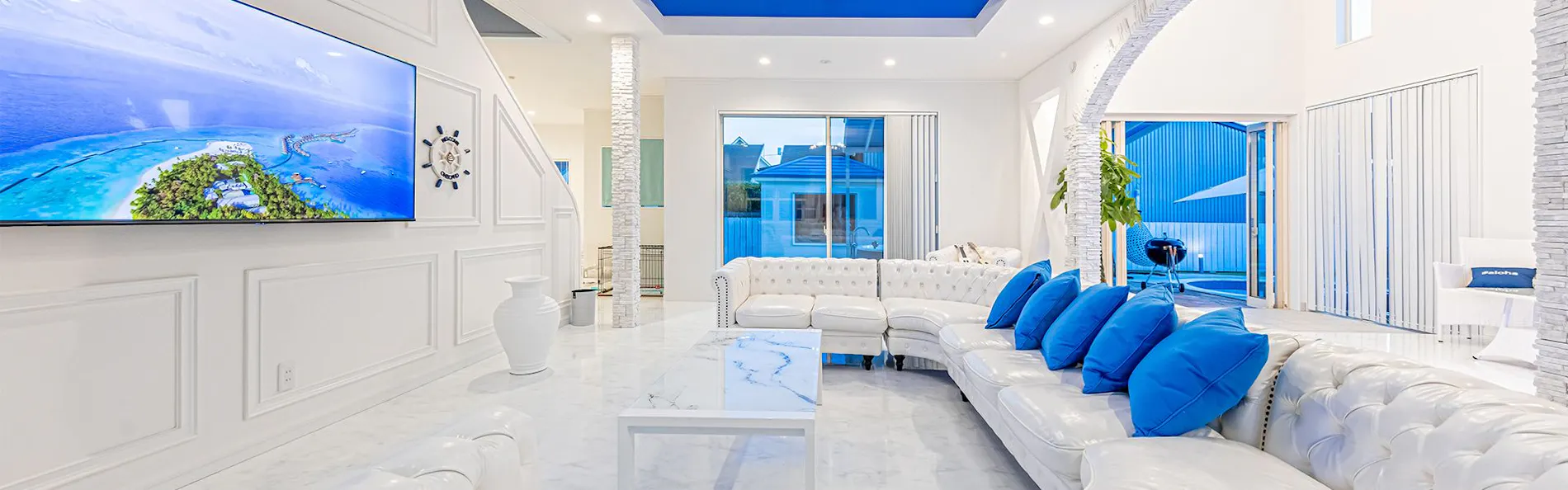 THE BLUE POINT seaside villa