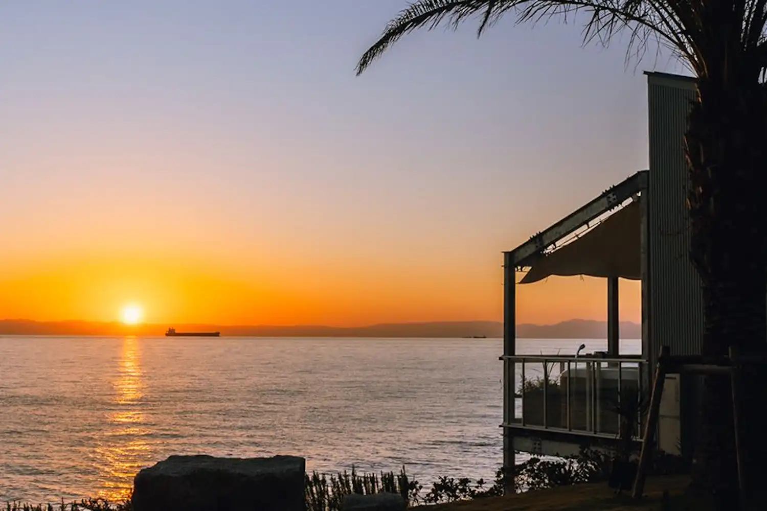 พระอาทิตย์ตก