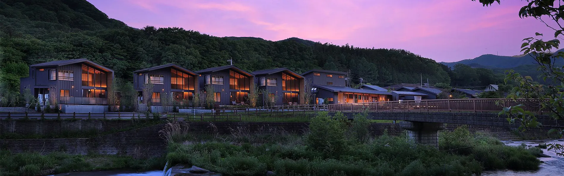 露天風呂付きヴィラ紅葉