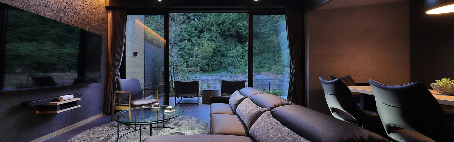 露天風呂付きヴィラ紅葉