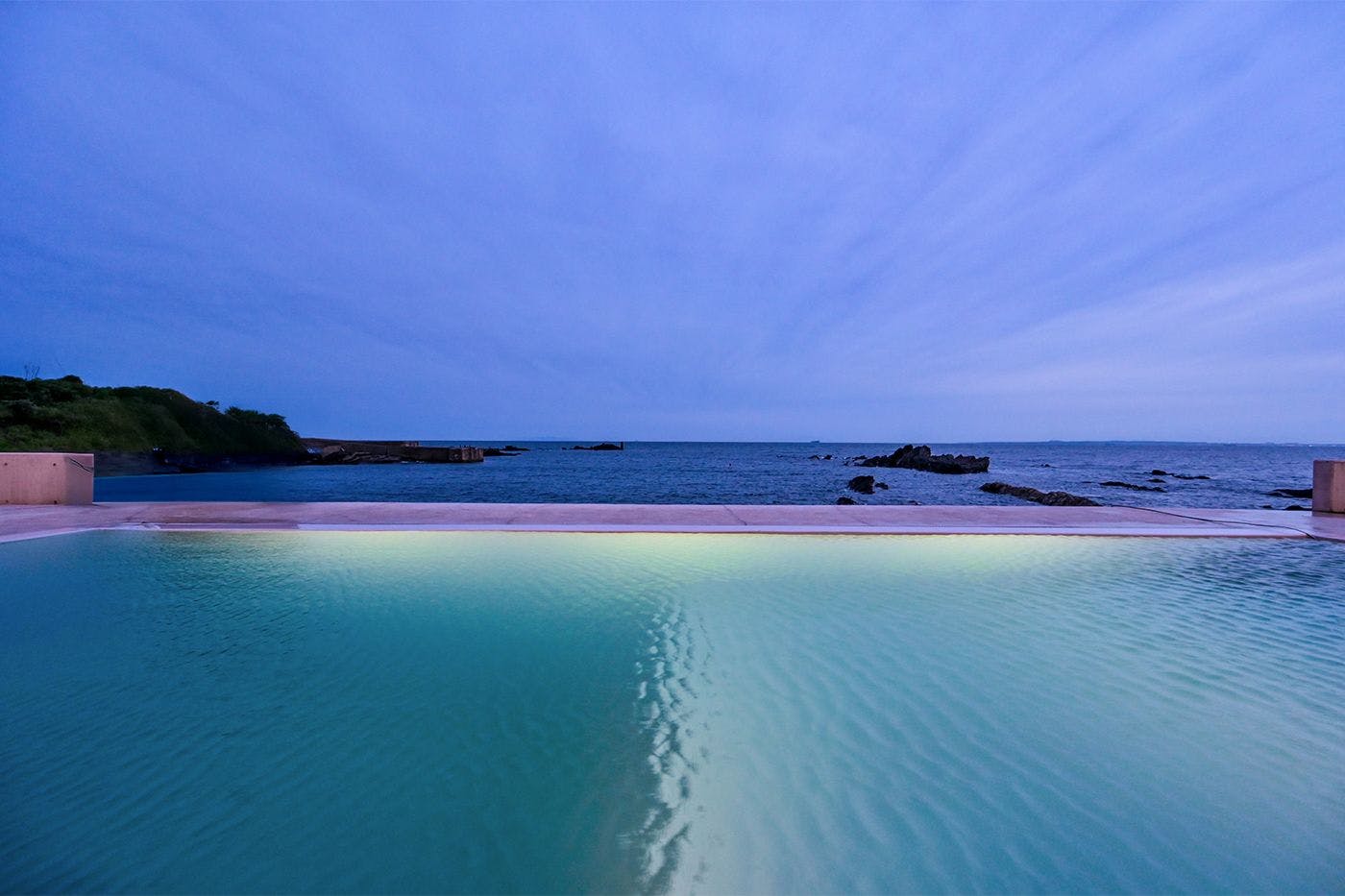 สระว่ายน้ำอินฟินิตี้